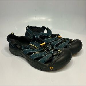 Keen‎ sandals kids size 6